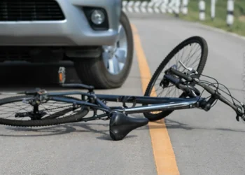 acidente de bicicleta, incidente de bicicleta, acidente de transporte de bicicleta